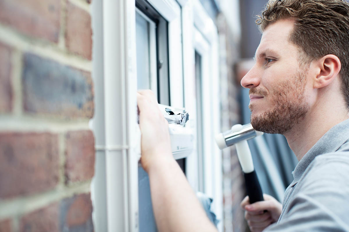 Can a Cracked Window Be Repaired? Vinyl Replacement Windows MD